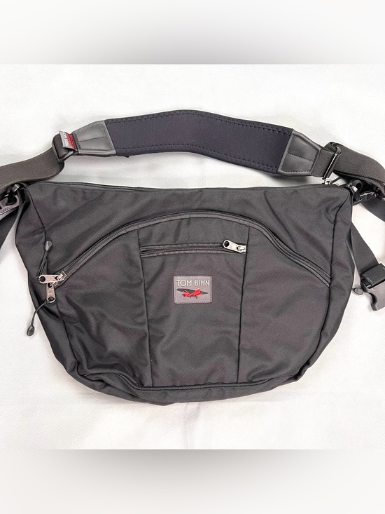 Tom Bihn Other - Tom Bihn Parental Unit Black Messenger With Shoulder Strap